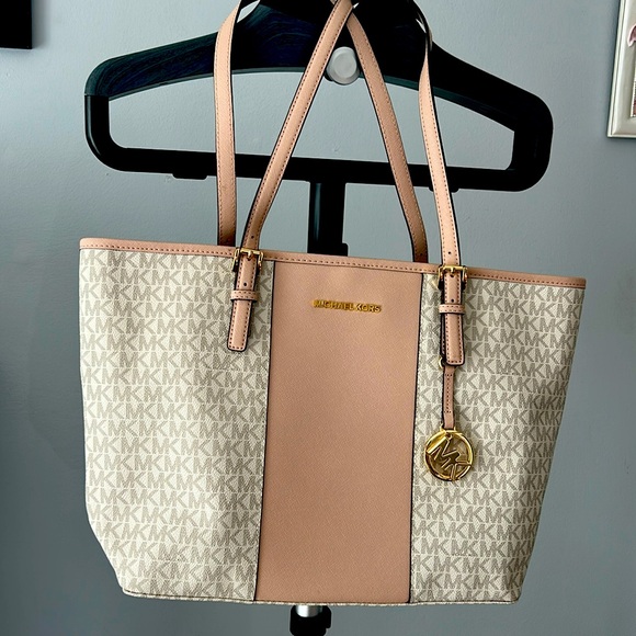 Michael Kors Handbags - Michael Kors Bag 
NWOT never carried